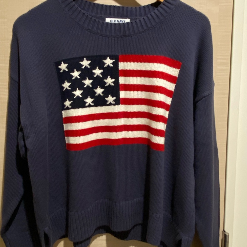 NWT Old Navy Navy American Flag Crewneck Sweater